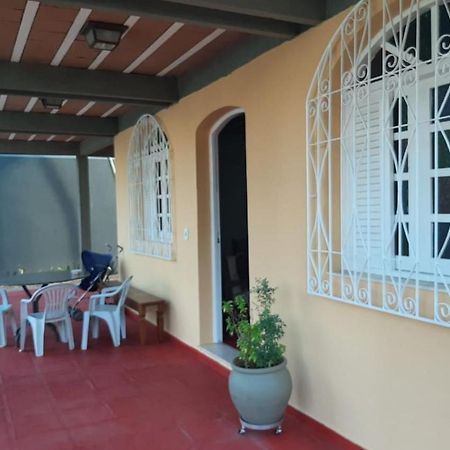 Casa 5 Quartos, Ampla, A 100 Metros Da Praia. Amigos E Familia Sao Bem Vindos A Essa Casa. Venha Viver Momentos Inesqueciveis Aqui. Guarapari Zewnętrze zdjęcie