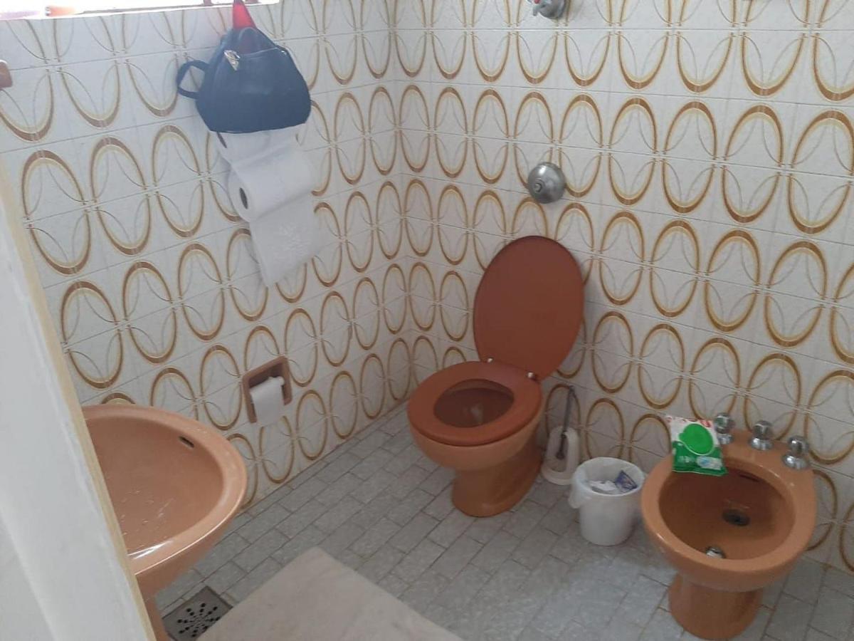 Casa 5 Quartos, Ampla, A 100 Metros Da Praia. Amigos E Familia Sao Bem Vindos A Essa Casa. Venha Viver Momentos Inesqueciveis Aqui. Guarapari Zewnętrze zdjęcie