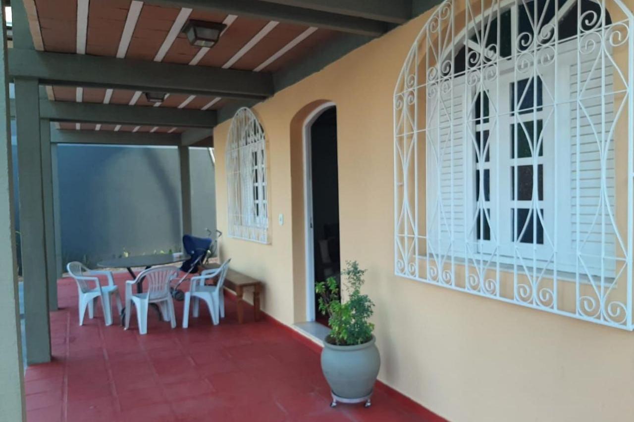 Casa 5 Quartos, Ampla, A 100 Metros Da Praia. Amigos E Familia Sao Bem Vindos A Essa Casa. Venha Viver Momentos Inesqueciveis Aqui. Guarapari Zewnętrze zdjęcie